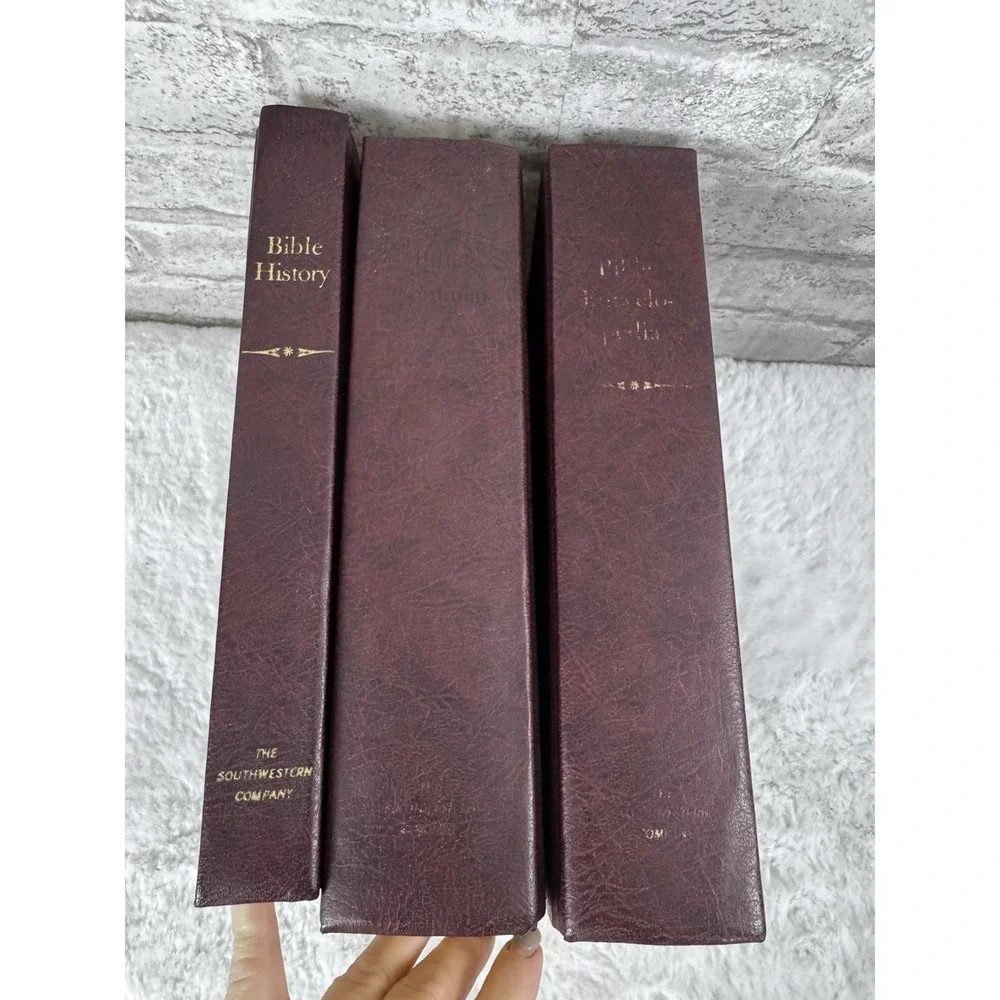 Layman's Bible Encyclopedia, Wycliffe Commentary, & A History By‎ Southwestern
